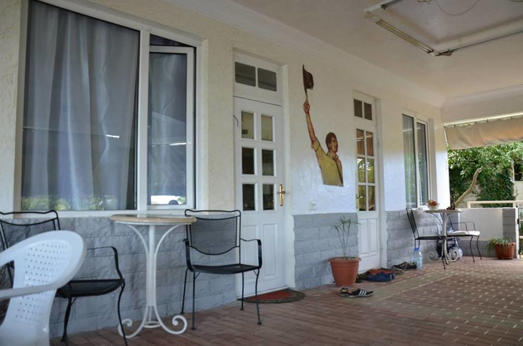 Tj Guest House Makhinjauri Exterior foto