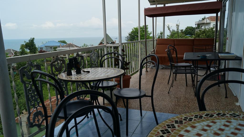 Tj Guest House Makhinjauri Exterior foto